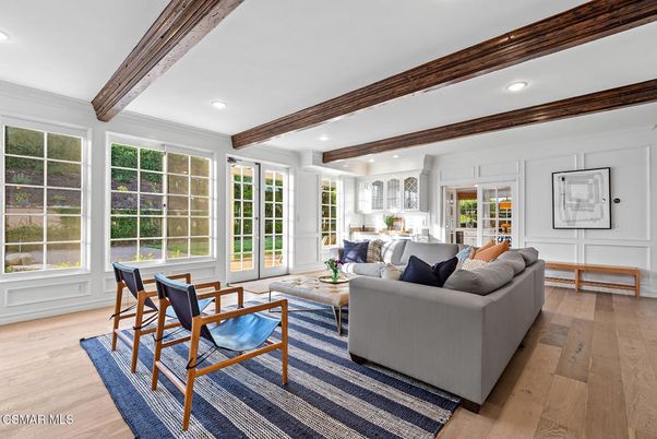 Interior, Living room, Recessed Lighting, Wooden Beams, Wood Texture Flooring