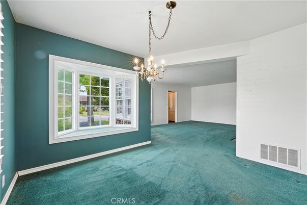 Chandelier, Empty room, Interior