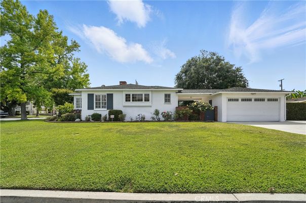 Attached, Backyard, Exterior, Facade, Ranch