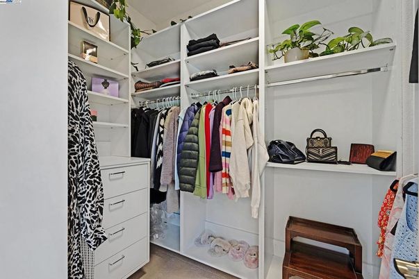 Interior, Walk-in Closets