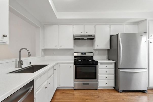 Interior, Kitchen, Stainless Steel Appliances, Wood Texture Flooring