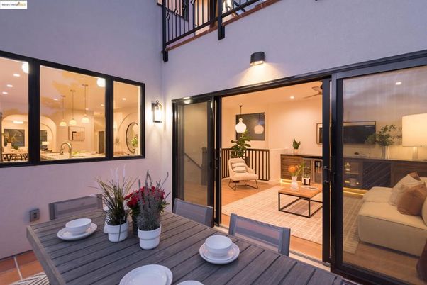 Dining room, Exterior, Interior, Pendant Lights