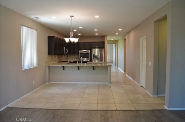 Chandelier, Interior, Kitchen, Recessed Lighting, Stainless Steel Appliances