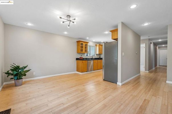 Interior, Kitchen, Pendant Lights, Recessed Lighting, Wood Texture Flooring