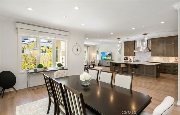 Dining room, Interior, Kitchen, Recessed Lighting, Wood Texture Flooring