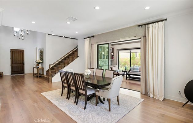 Chandelier, Dining room, Interior, Recessed Lighting, Wood Texture Flooring