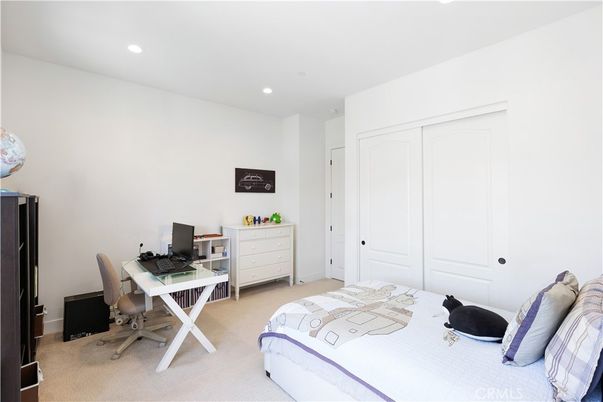 Bedroom, Home Office, Interior, Recessed Lighting