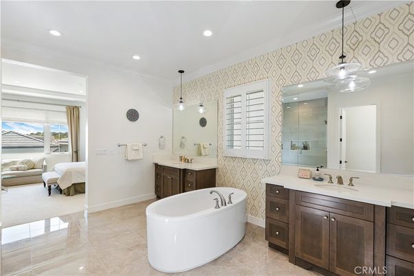 Bathroom, Bedroom, Dual Sink Vanities, Free Standing Baths, Interior, Pendant Lights, Recessed Lighting