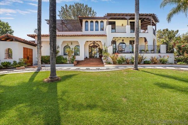 Backyard, Exterior, Facade, Spanish Mediterranean