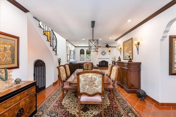 Dining room, Fireplace, Interior, Pendant Lights, Recessed Lighting