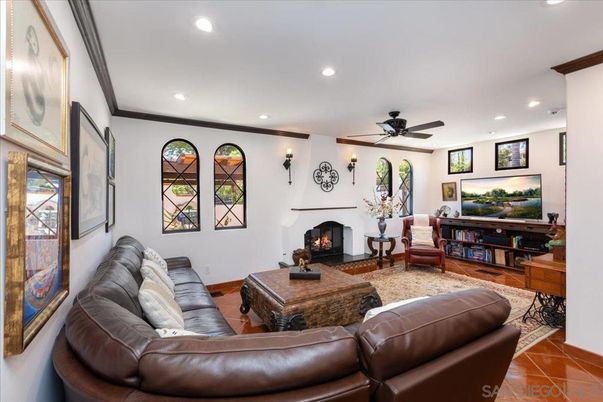 Fireplace, Interior, Living room, Recessed Lighting
