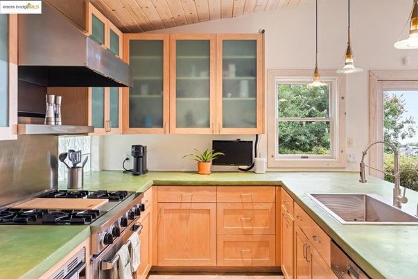 Interior, Kitchen, Pendant Lights, Stainless Steel Appliances