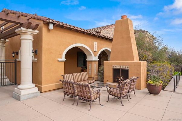 Exterior, Fireplace