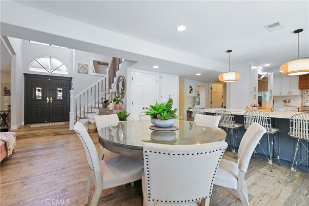 Dining room, Interior, Kitchen, Pendant Lights, Recessed Lighting, Wood Texture Flooring