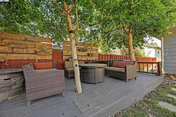 Exterior, Hot Tub