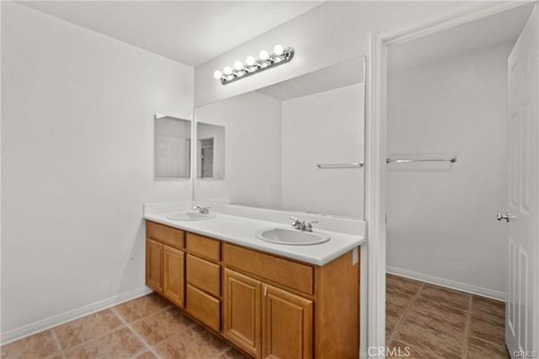Bathroom, Dual Sink Vanities, Interior