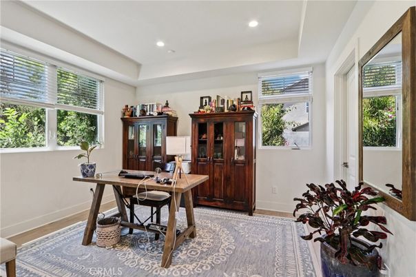 Home Office, Interior, Recessed Lighting, Wood Texture Flooring