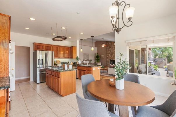 Dining room, Interior, Kitchen, Pendant Lights, Recessed Lighting, Stainless Steel Appliances