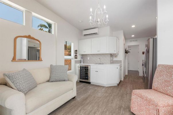 Chandelier, Interior, Kitchen, Recessed Lighting, Wood Texture Flooring