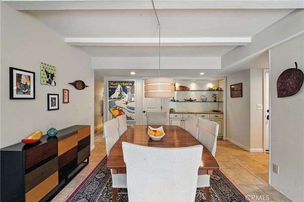 Dining room, Interior, Pendant Lights, Recessed Lighting