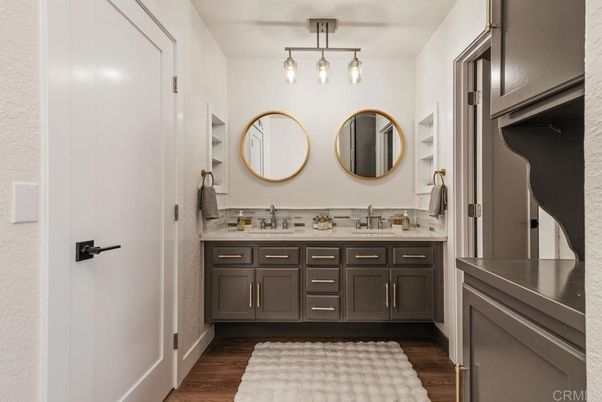 Bathroom, Dual Sink Vanities, Interior, Wood Texture Flooring