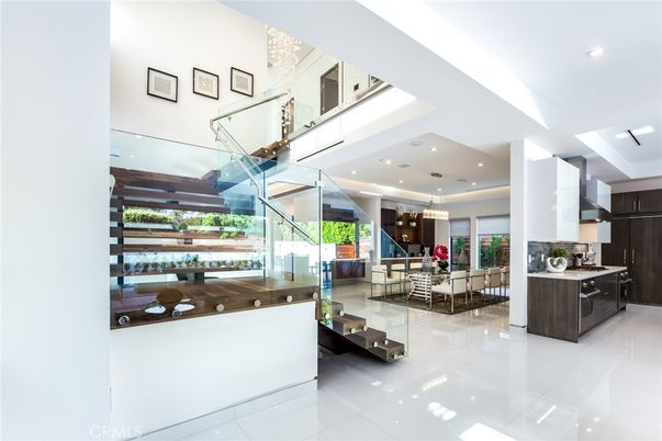 Dining room, Interior, Pendant Lights, Recessed Lighting