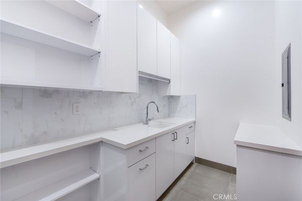 Interior, Kitchen, Marble Walls, Recessed Lighting