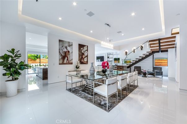Chandelier, Dining room, Interior, Pendant Lights, Recessed Lighting