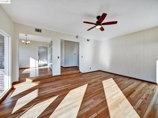 Chandelier, Empty room, Interior, Wood Texture Flooring