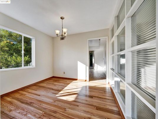 Chandelier, Empty room, Interior, Wood Texture Flooring