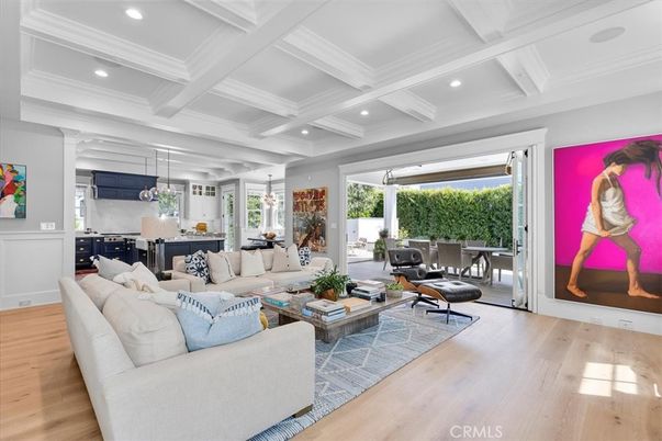 Interior, Living room, Pendant Lights, Recessed Lighting, Wood Texture Flooring