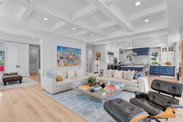 Interior, Kitchen, Living room, Pendant Lights, Recessed Lighting, Wood Texture Flooring