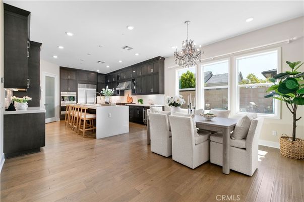 Chandelier, Dining room, Interior, Kitchen, Recessed Lighting, Wood Texture Flooring