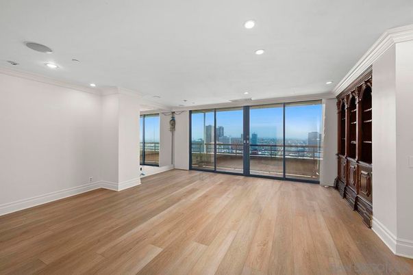 Empty room, Interior, Recessed Lighting, Water, Wood Texture Flooring