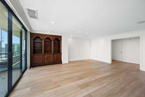 Empty room, Interior, Recessed Lighting, Wood Texture Flooring