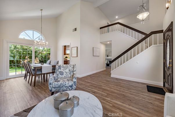 Chandelier, Dining room, Interior, Pendant Lights, Recessed Lighting, Wood Texture Flooring