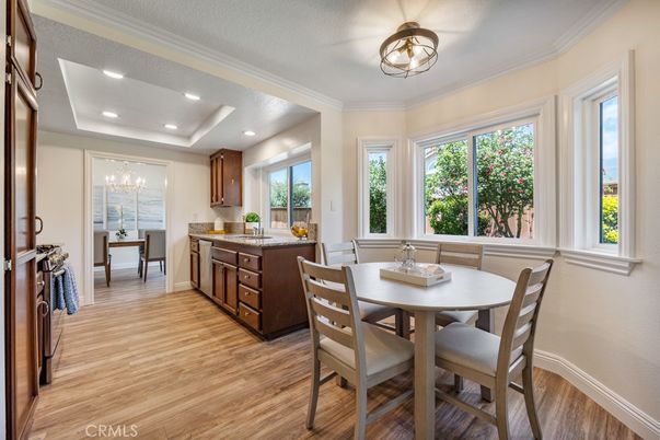 Chandelier, Dining room, Interior, Recessed Lighting, Wood Texture Flooring