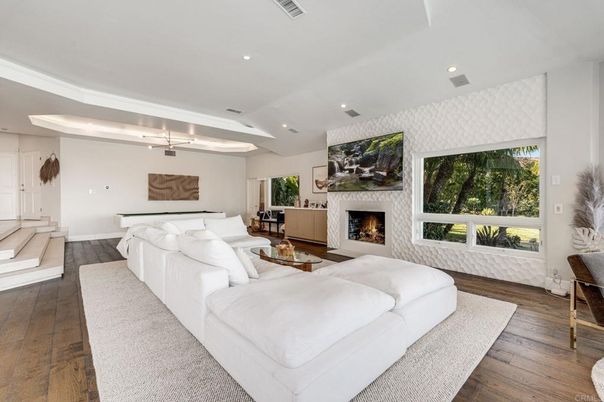 Fireplace, Interior, Living room, Recessed Lighting, Wood Texture Flooring