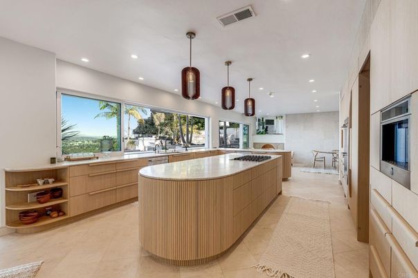 Hot Tub, Interior, Pendant Lights, Recessed Lighting