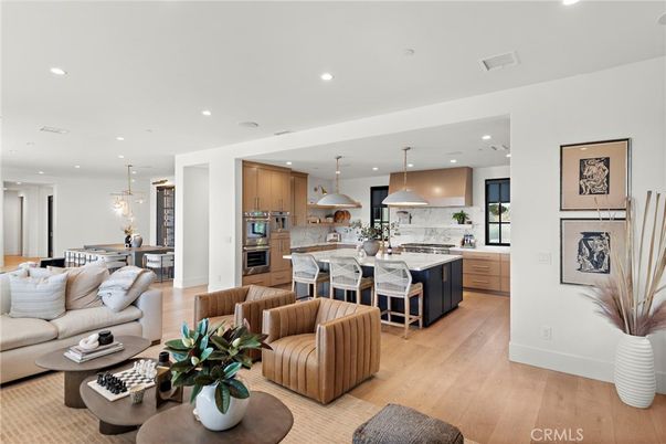 Dining room, Interior, Kitchen, Living room, Pendant Lights, Recessed Lighting, Stainless Steel Appliances, Wood Texture Flooring