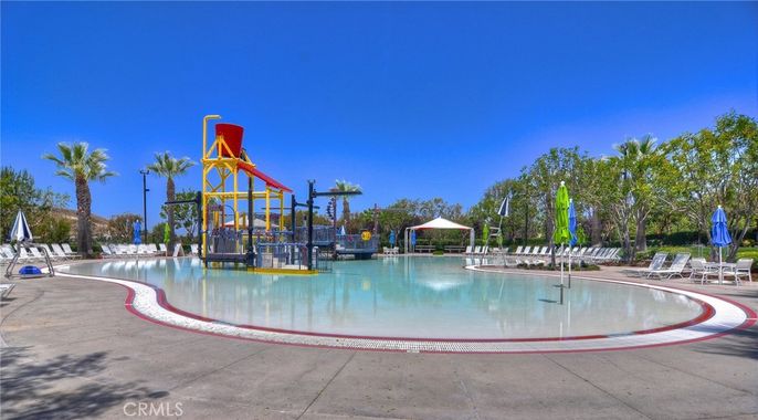 Exterior, Playground, Pool