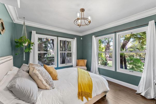 Bedroom, Interior, Pendant Lights, Wood Texture Flooring