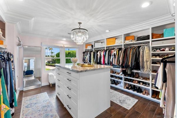 Chandelier, Interior, Recessed Lighting, Walk-in Closets, Wood Texture Flooring