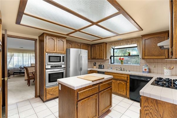 Interior, Kitchen, Tile Countertops