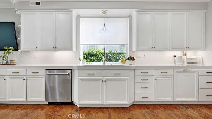 Interior, Kitchen, Pendant Lights, Stainless Steel Appliances, Wood Texture Flooring