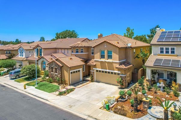 Attached, Exterior, Facade, Solar Panels, Mediterranean