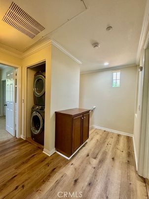 Interior, Recessed Lighting, Utility Closets, Washer, Wood Texture Flooring