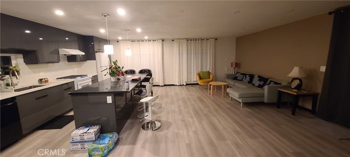 Interior, Kitchen, Living room, Pendant Lights, Recessed Lighting, Wood Texture Flooring
