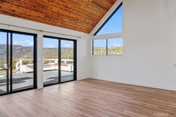 Empty room, Interior, Wooden Ceilings, Wood Texture Flooring