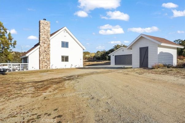 Backyard, Detached Garage, Exterior
